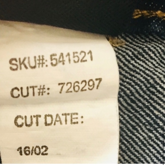 Torrid Dark Wash Skinny Jeans Size 24R - Picture 5 of 5